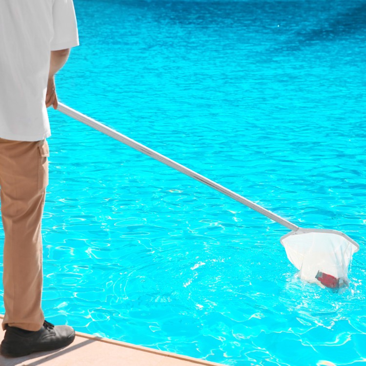 Pool maintenance services in Santa Clarita, CA